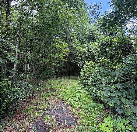 4th image of 8915 Cedar Grove Rd