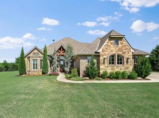 7400 Misty Glen Dr, Edmond, OK 73025