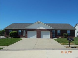 101 Mueller Ln, Waterloo, IL 62298