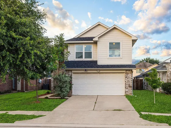 6726 Windy River Ln, Katy, TX 77449