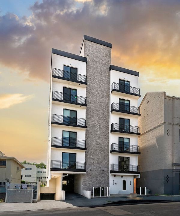 1st image of 845 S Saint Andrews Pl #201