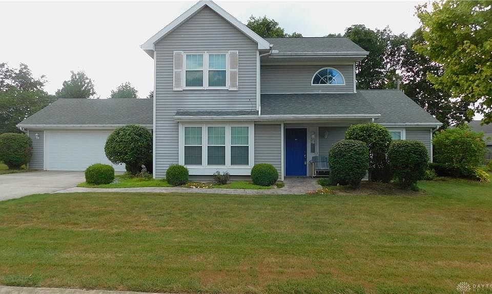 1st image of 1384 Sugar Maple Dr