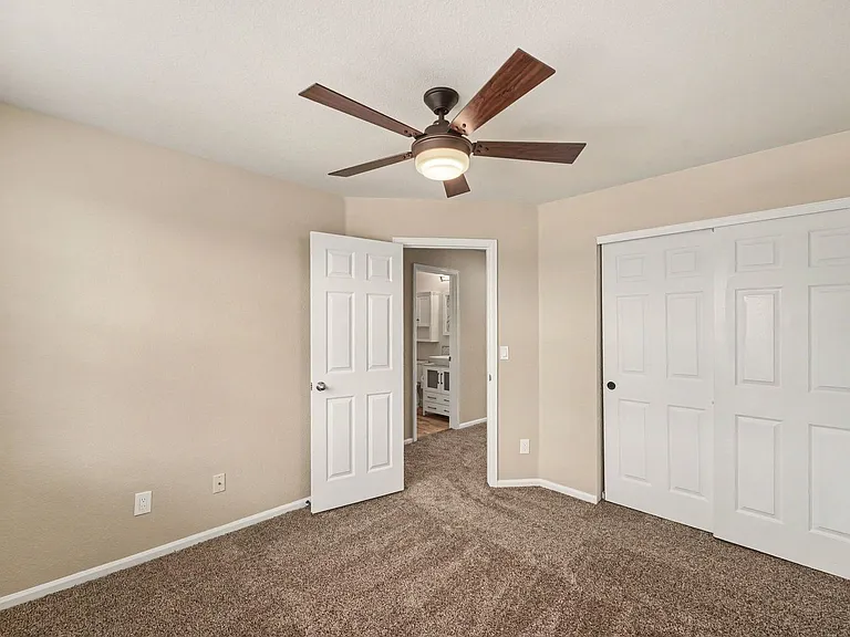 19209 E Dickenson Dr — Photo 21