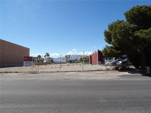 2nd image of 3311 Thom Blvd