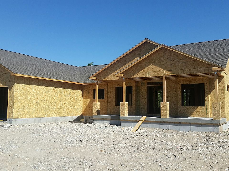 1st image of 284 Stillwater Cir