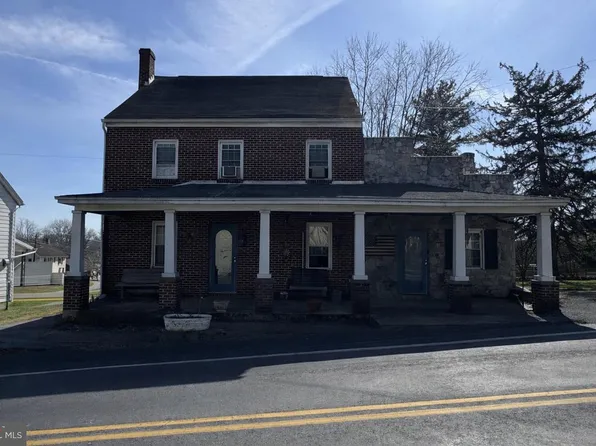 7844 Mentzer Gap Rd, Waynesboro, PA 17268
