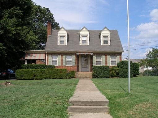 2nd image of 127 Seminole Dr