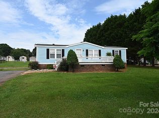 1690 Amy Dr, Conover, NC 28613