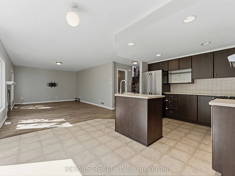 3 Gateshead Ave — Photo 10