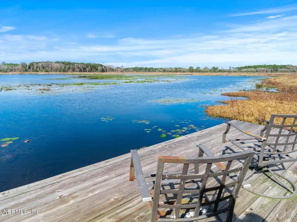 118 HOOKS LAKE Road, Melrose, FL 32666