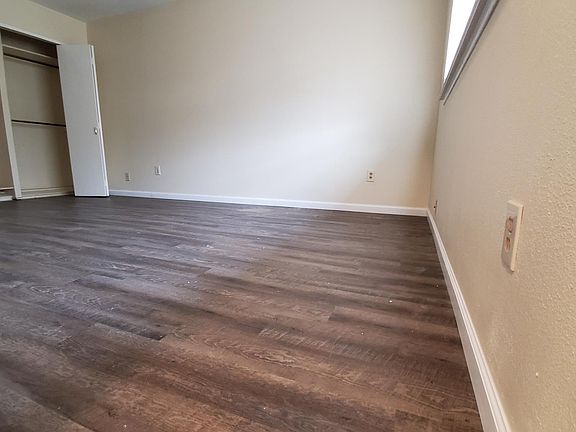 5th image of 4405 Cornell Dr