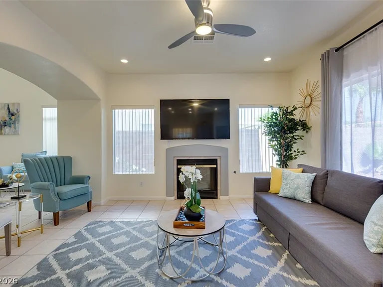 7886 Blue Brook Dr — Photo 26