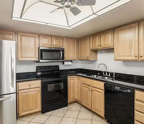 3rd image of 14152 E Linvale Pl APT 301