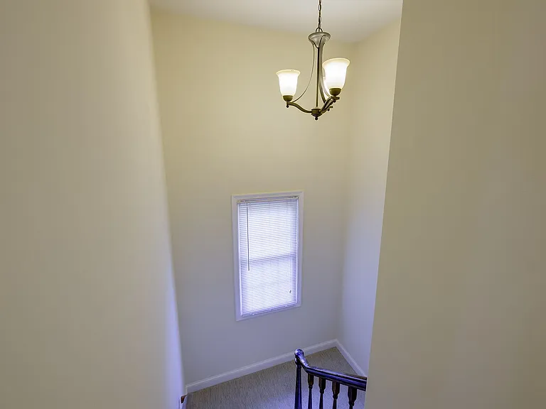 7518 Westlake Ter — Photo 47