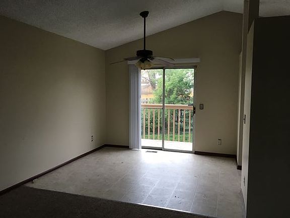 3rd image of 6505 Tarrypin Ct