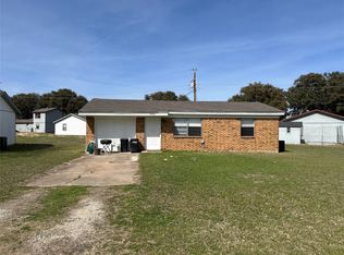 1525 Coral Cut Off, Azle, TX 76020