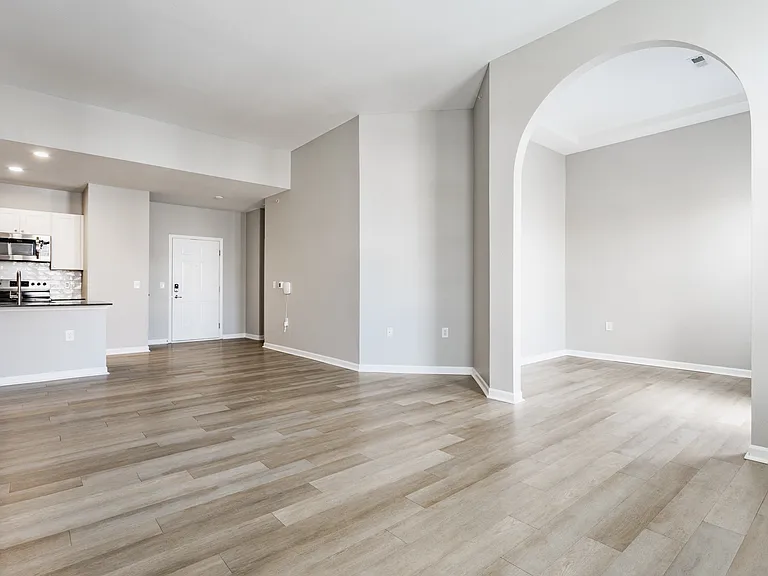 1411 Fairfax Manor Dr — Photo 14