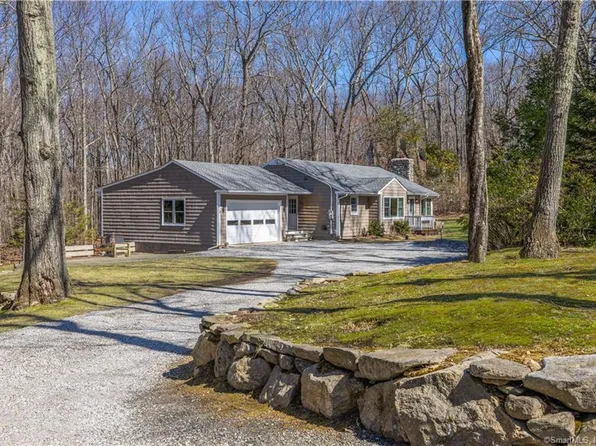 39 Seventy Acre Road, Redding, CT 06896