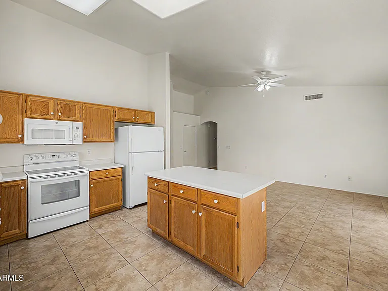 851 W Palo Verde St — Photo 15