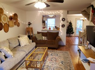 1908 Fox Sterling Dr, Raleigh, NC 27606