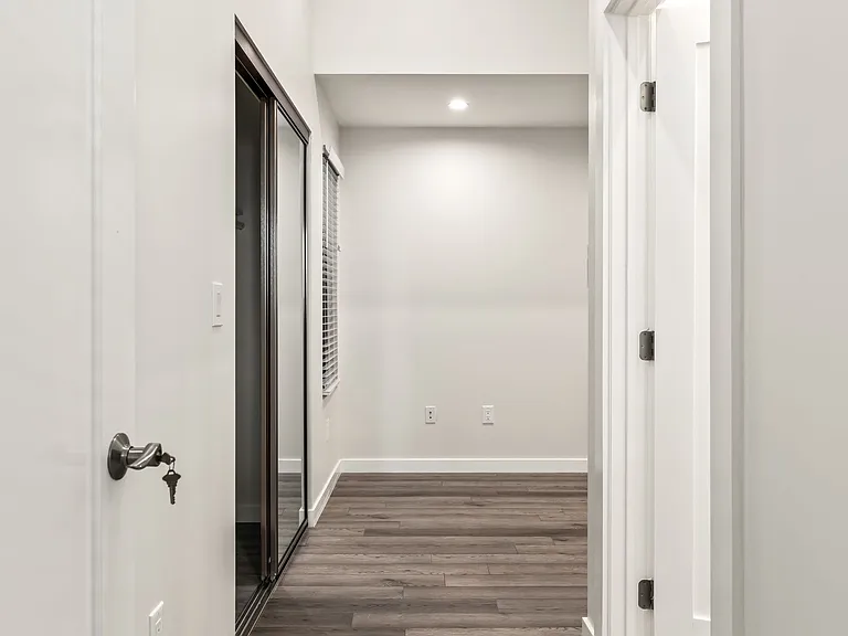 2336 Scarff St — Photo 23