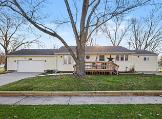 112 Poplar St, Gobles, MI