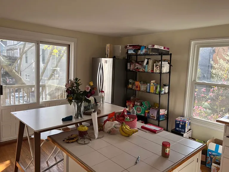 591 Franklin St #2 — Photo 11