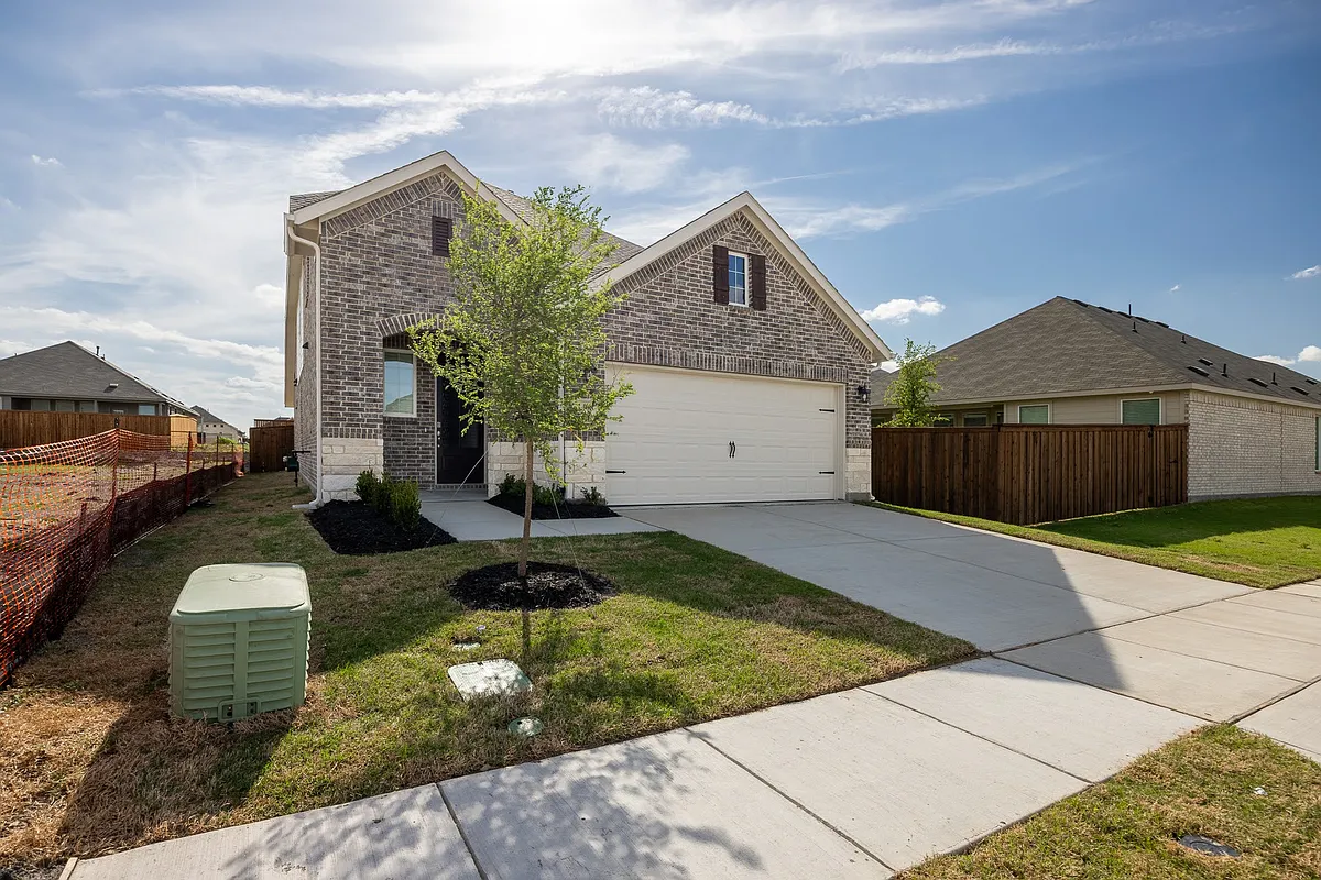 Building Photo - 1408 Grove Pond Rd