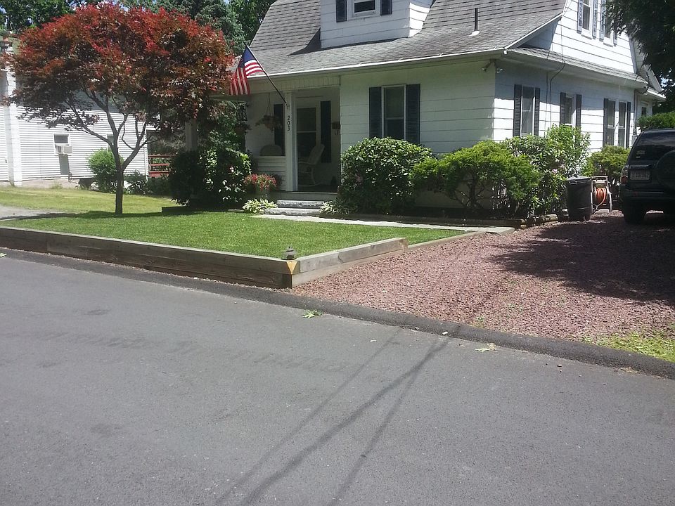 2nd image of 203 Knapp Rd