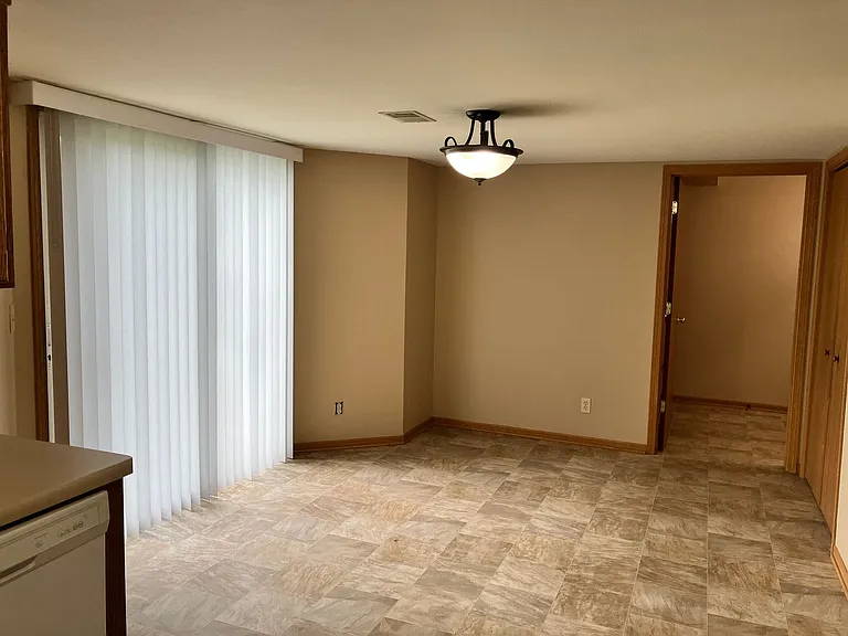 4 Unit at 5409-5415 45th Street. — Photo 4