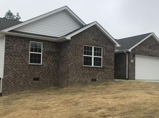 157 Barker Spur Rd, Lily, KY 40740