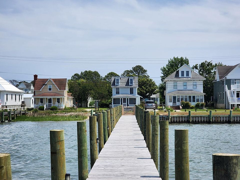 3294 Main St, Chincoteague Island, VA 23336 Zillow