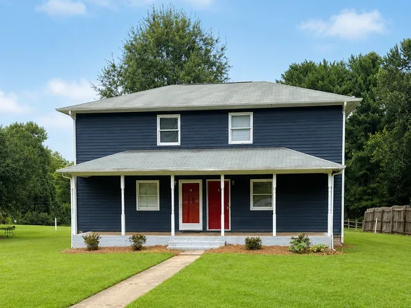 110 Allen St #B, King, NC 27021