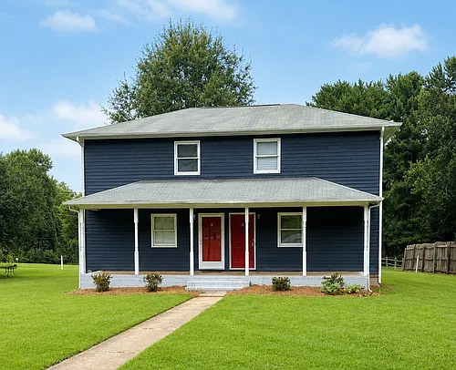 110 Allen St #B Photo 1