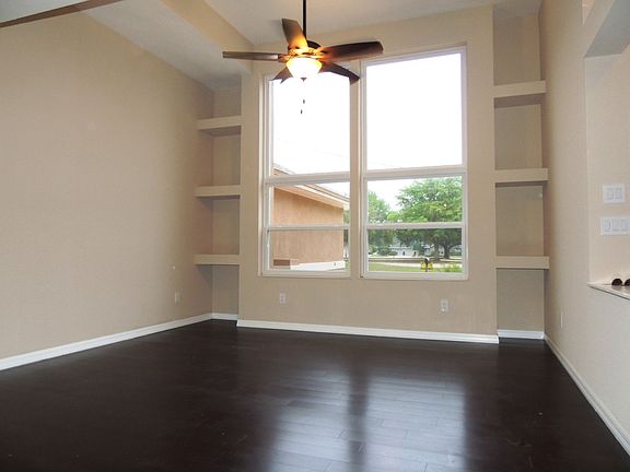 4th image of 44 Frankford Ln