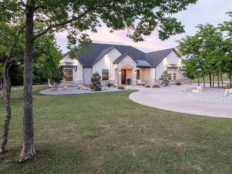1st image of 1401 Hunt Rd