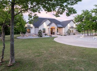 1401 Hunt Rd, Gunter, TX 75058