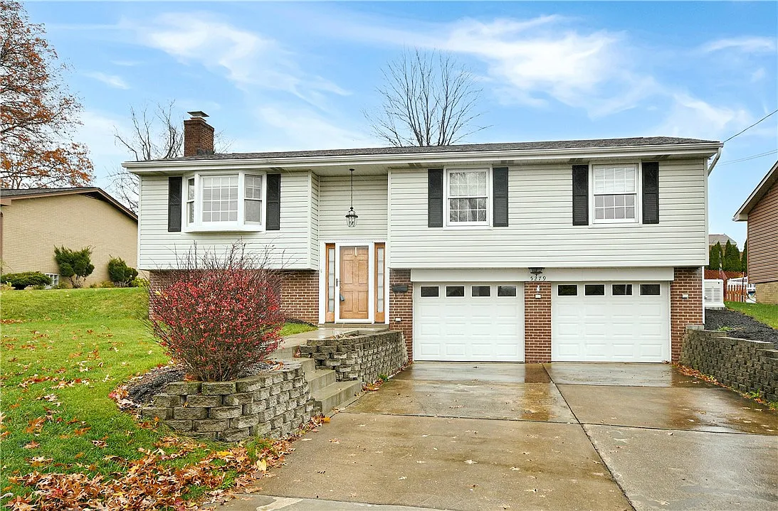 5279 Range Dr photo 1