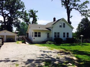 1821 Central Ave, Bettendorf, IA 52722