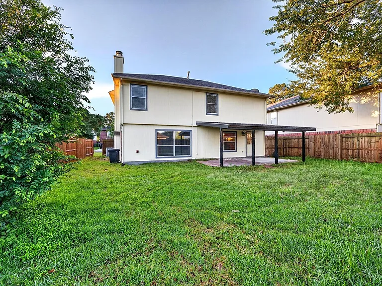 11526 Socorro Ln — Photo 37
