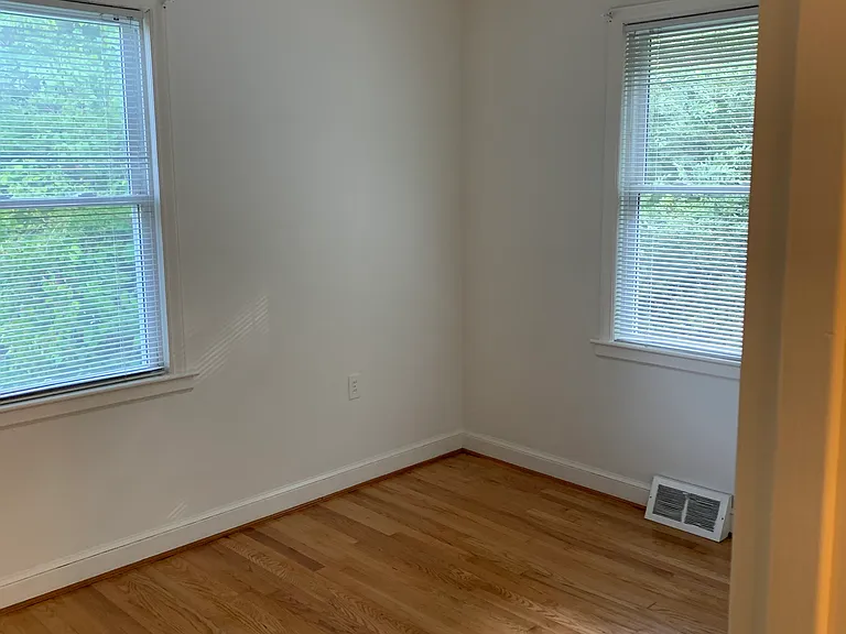 204 Orchard View Ln — Photo 7