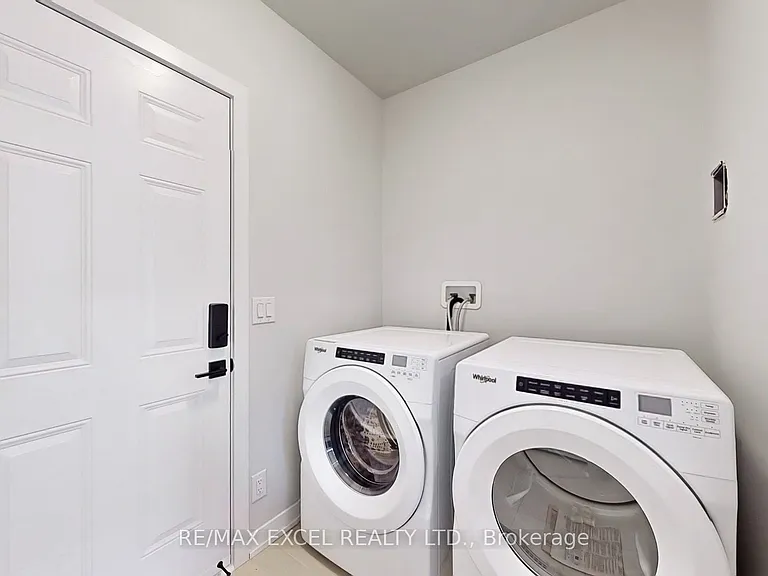 52 Harvey Bunker Cres — Photo 14