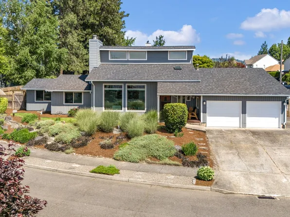 21629 NE Lachenview Ln, Fairview, OR 97024