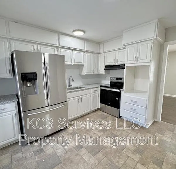5940 E 136th St — Photo 9