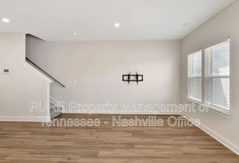 4519 Skywood Ln — Photo 14