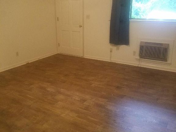 2nd image of 1126 Scottsdale Dr APT 2