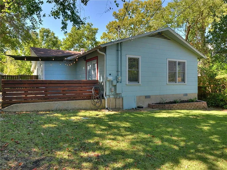 208 Braeswood Rd — Photo 20