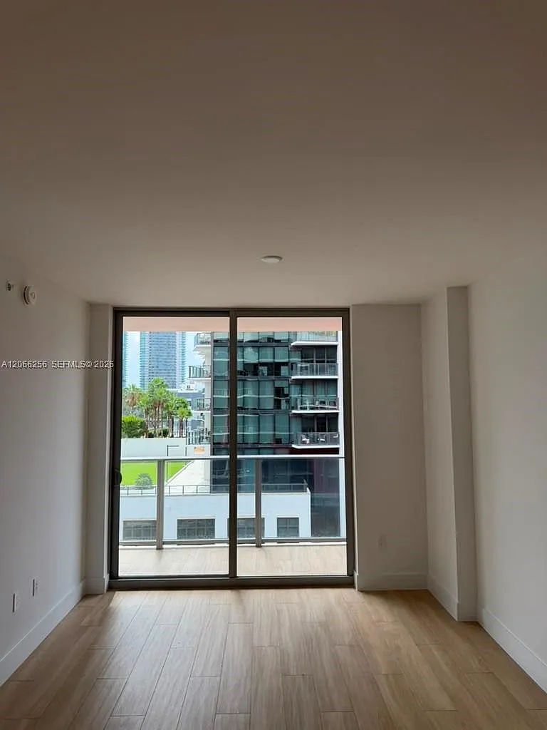 The Standard Midtown — Photo 2