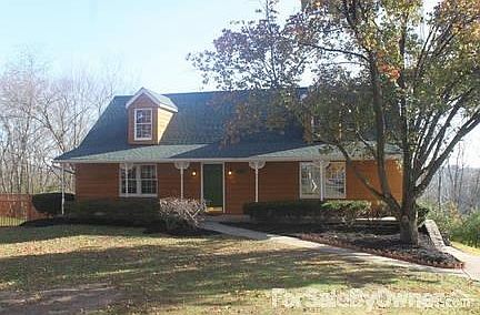 1st image of 3760 Parkview Dr