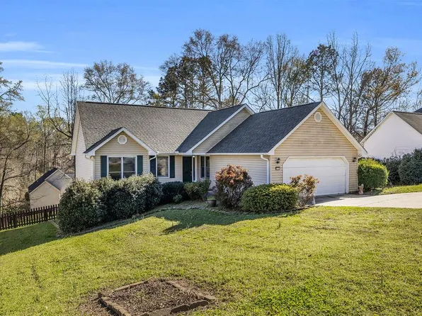 120 Oak Ridge Dr, Greenwood, SC 29649